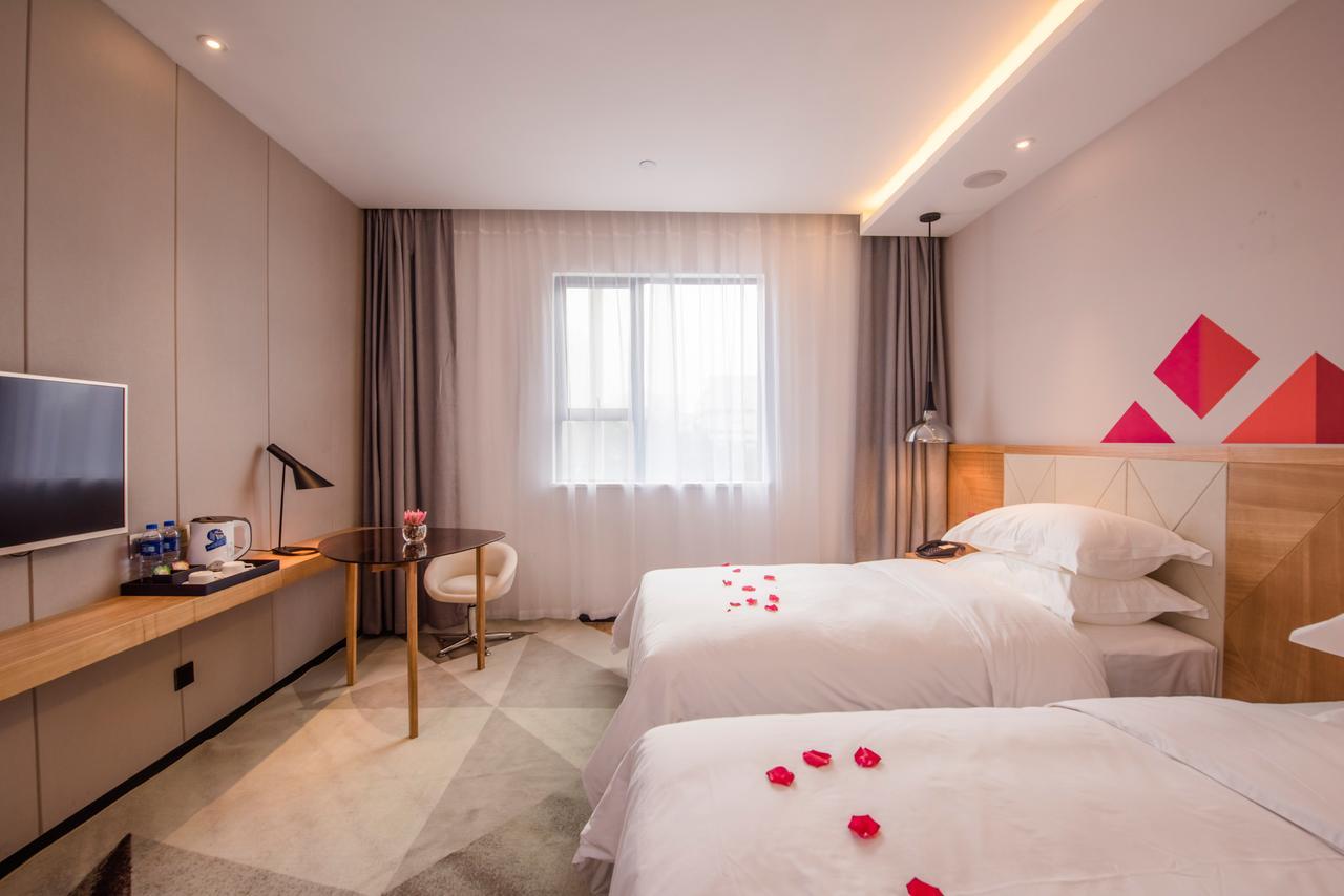 Borrman Hotel Guangzhou Tianhe Sports Center Esterno foto